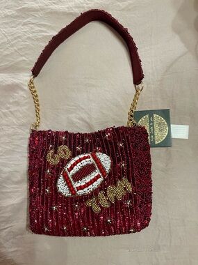 🏈Garnet/Red “Go Team” Beaded Shoulder Bag with Gold Chain/Beaded Strap